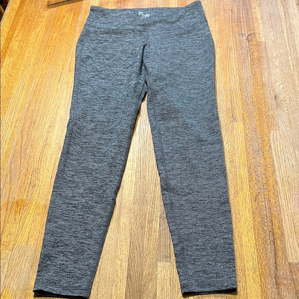 Old Navy Active Women Medium Black‎ Gray Stripe Go-Dry Pull On Yoga Leggings